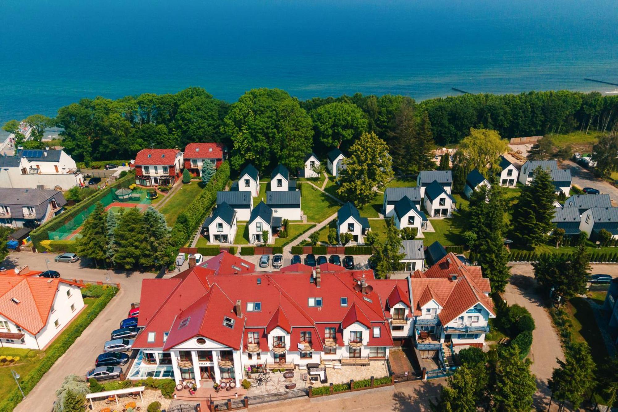 Domki Villa Hoff Resort Trzęsacz Kültér fotó